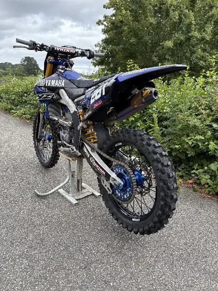 YZF 250