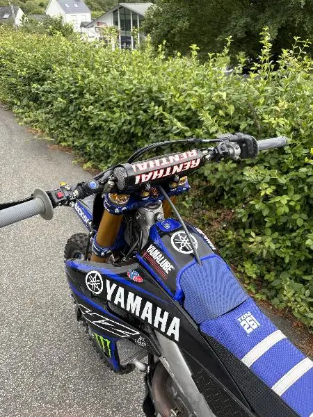 YZF 250