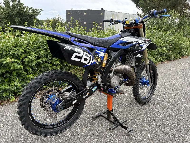 YZ 125