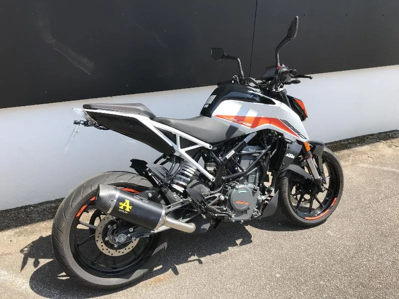 390 DUKE ABS