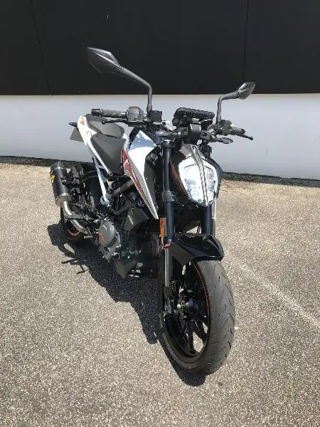390 DUKE ABS