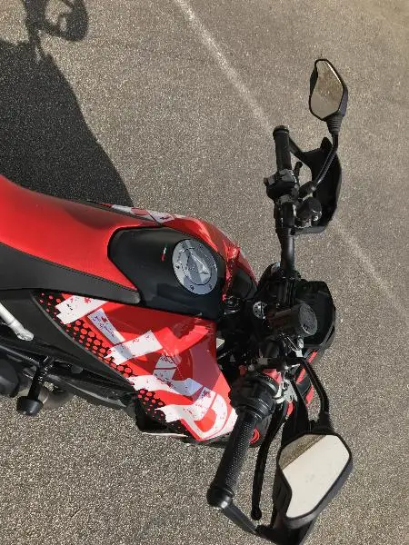 HYPERMOTARD