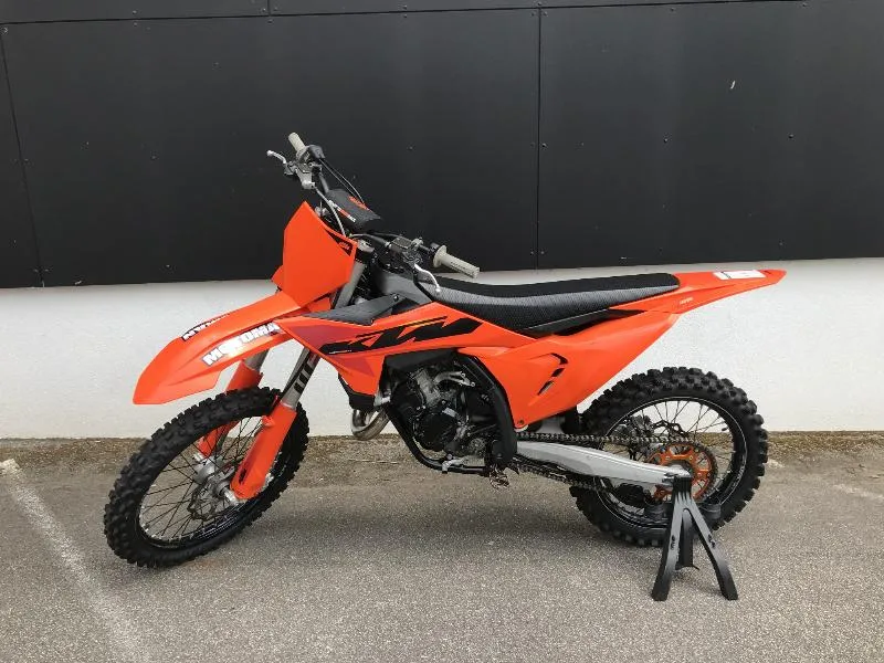 125 SX