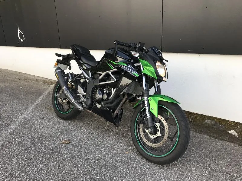 Z125