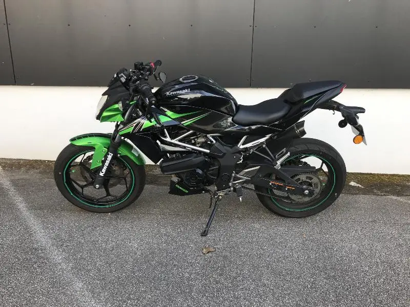 Z125