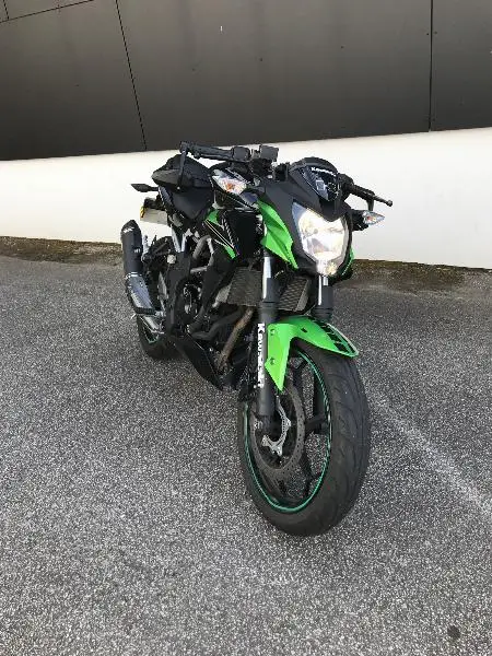 Z125