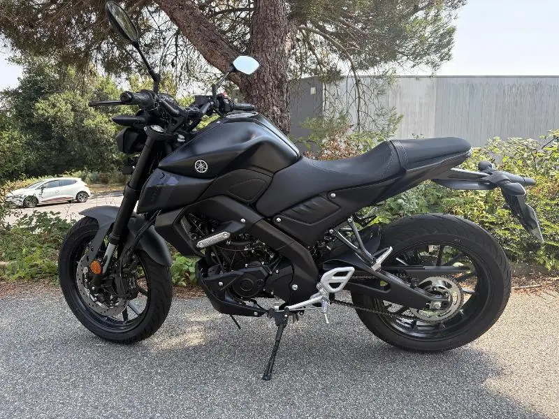 MT125 ABS