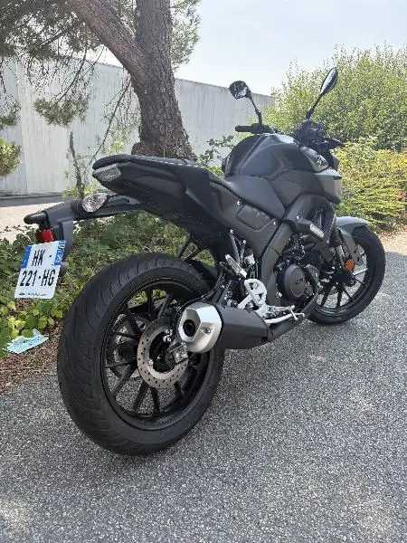 MT125 ABS