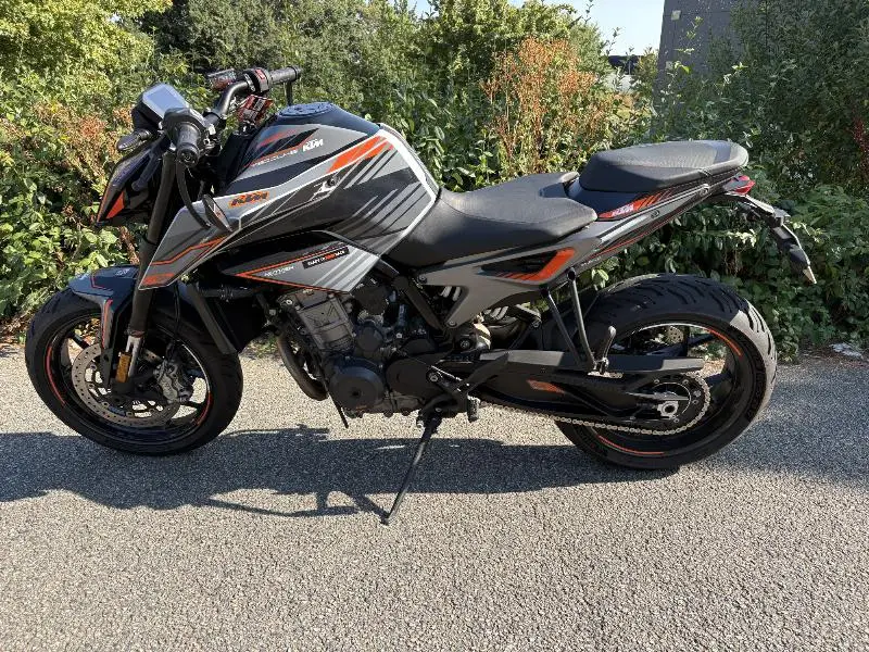 790 DUKE L