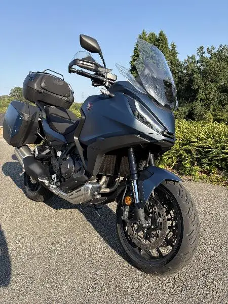 NT 1100