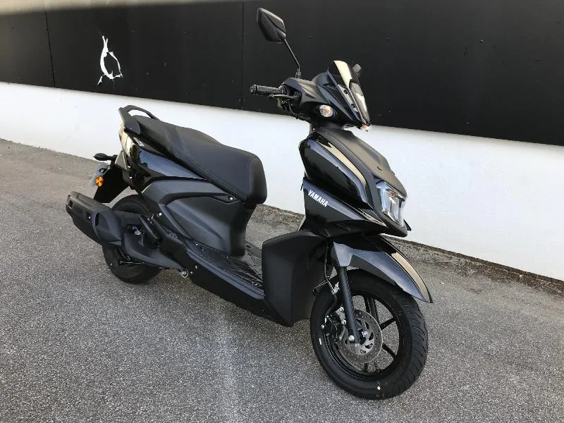 RayZR 125