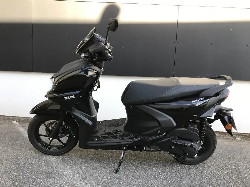 RayZR 125