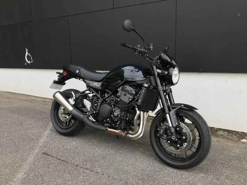 Z 900