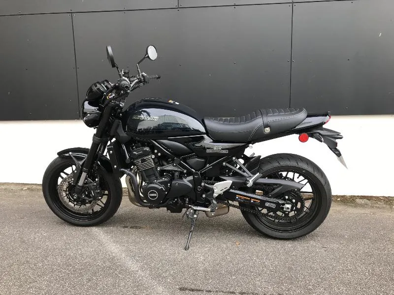 Z 900