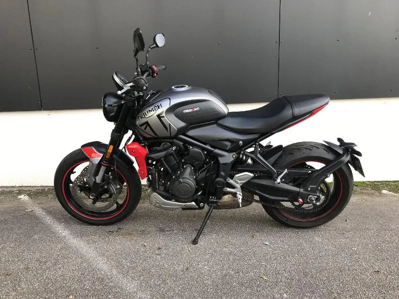 TRIDENT 660
