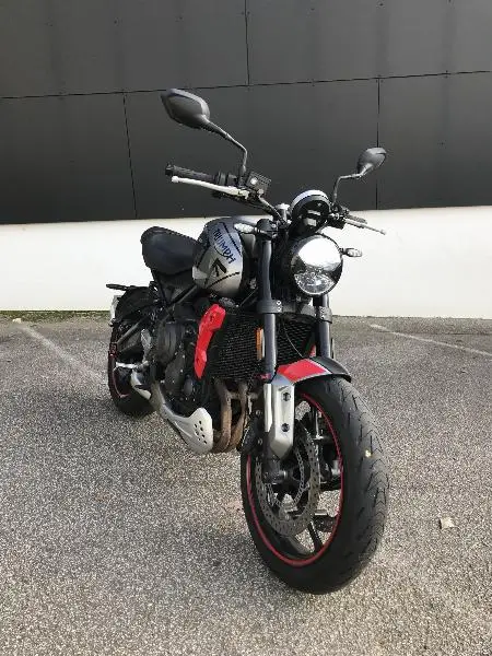 TRIDENT 660