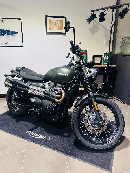 SCRAMBLER 900