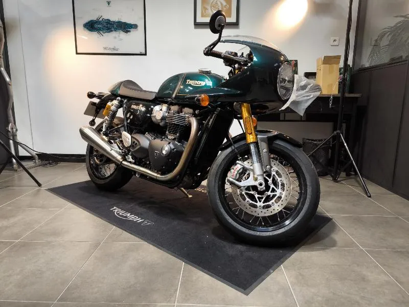 THRUXTON 1200 RS