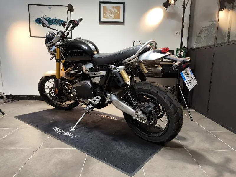SCRAMBLER 1200 XE