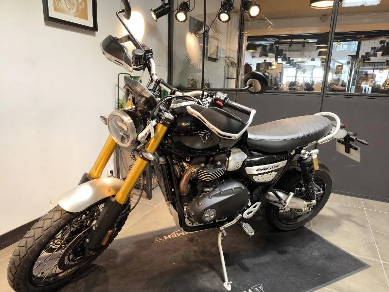 SCRAMBLER 1200 XE