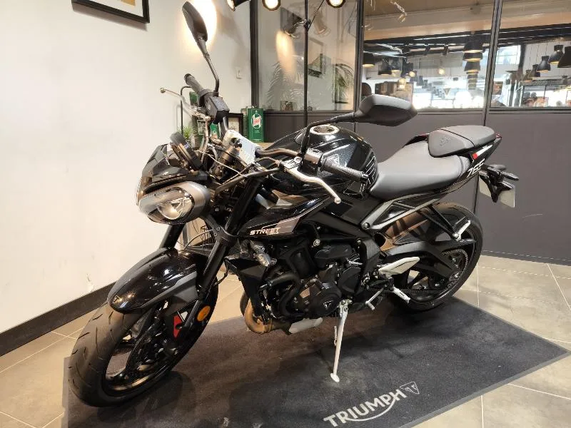 STREET TRIPLE 765 R