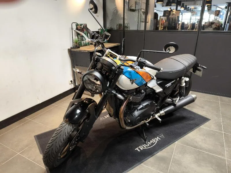 SPEED TWIN 900