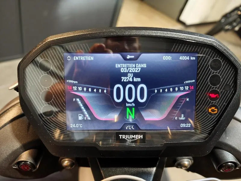 STREET TRIPLE 765 RX
