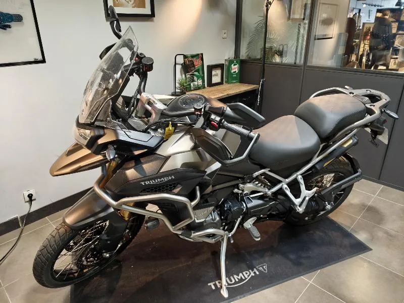 TIGER 1200 RALLY EXPLORER