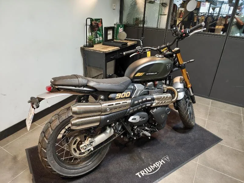 SCRAMBLER 900