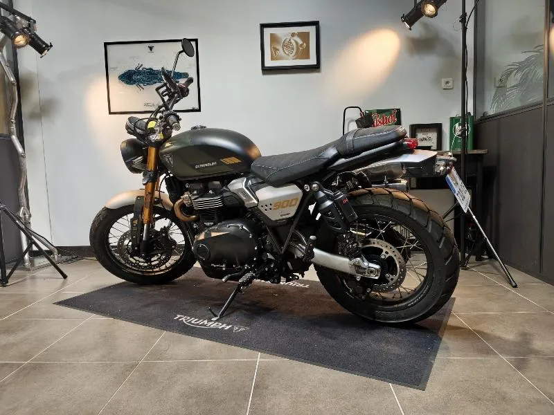 SCRAMBLER 900
