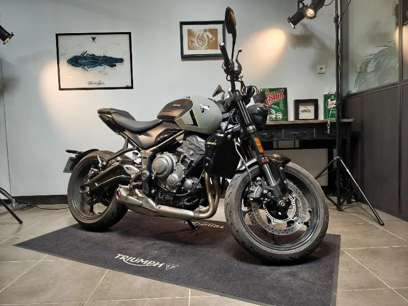 TRIDENT 660