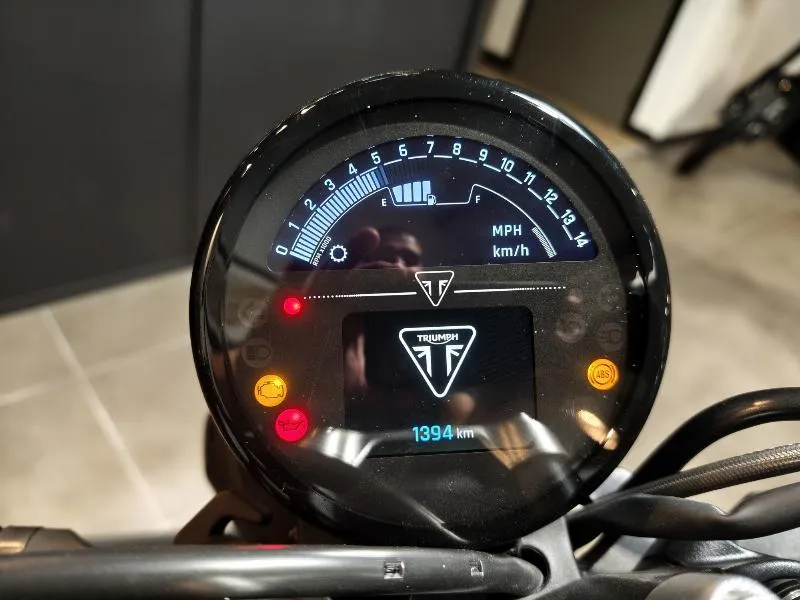 TRIDENT 660