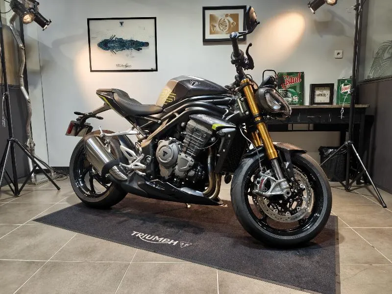 SPEED TRIPLE 1200 RS