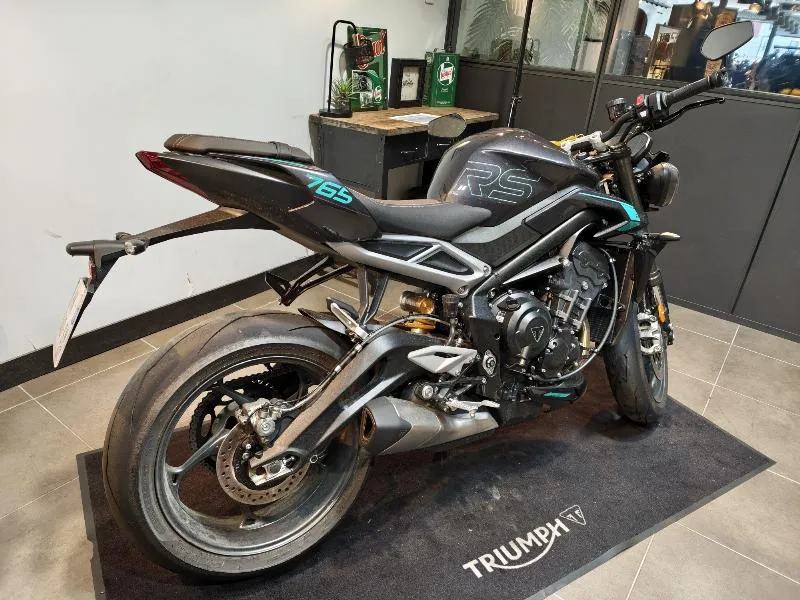 STREET TRIPLE 765 RS