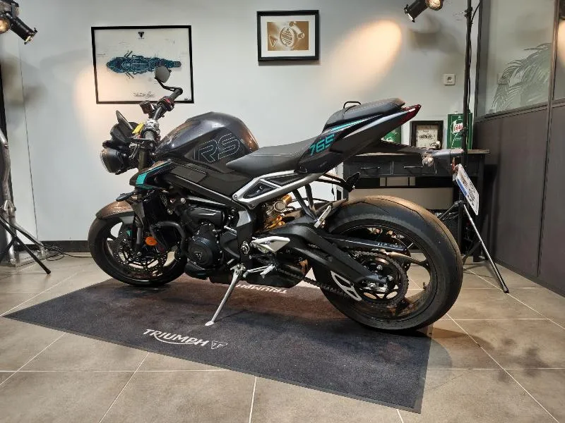 STREET TRIPLE 765 RS
