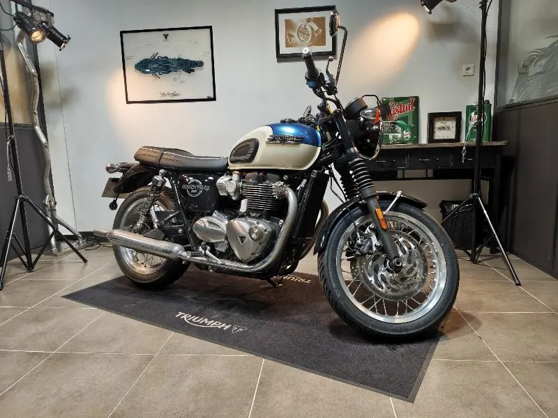 BONNEVILLE T120