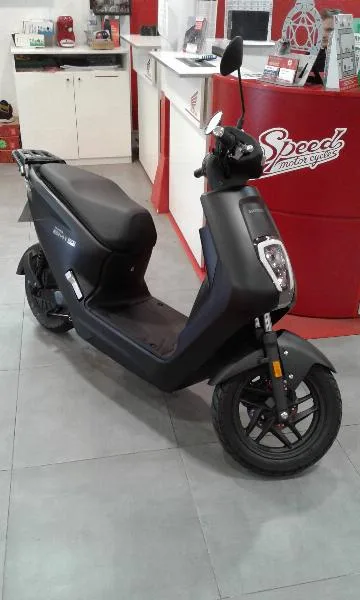 EM1 e