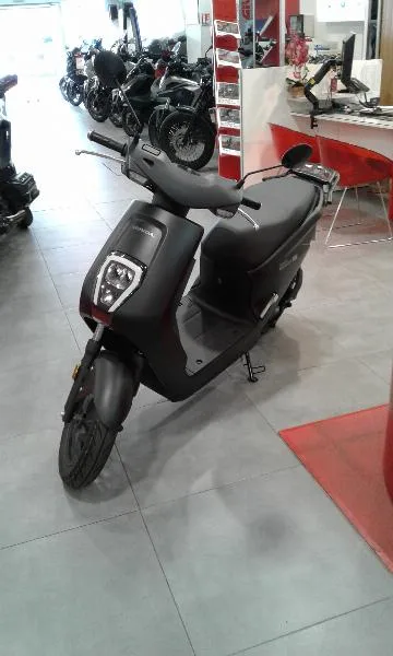 EM1 e