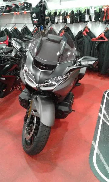 GL 1800 GOLDWING DCT