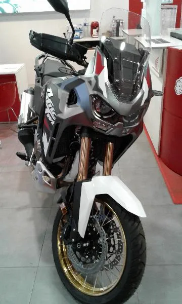 CRF 1100 L AFRICA TWIN ADVENTURE SPORTS