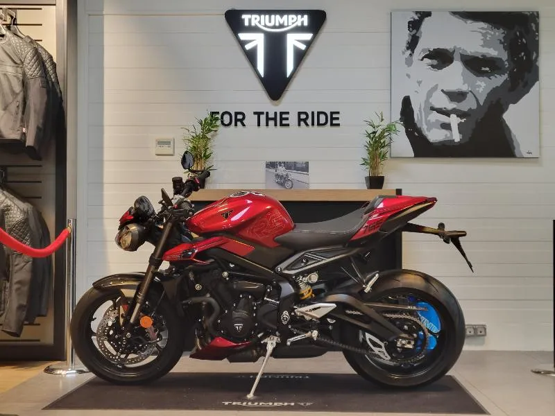 STREET TRIPLE 765 RS