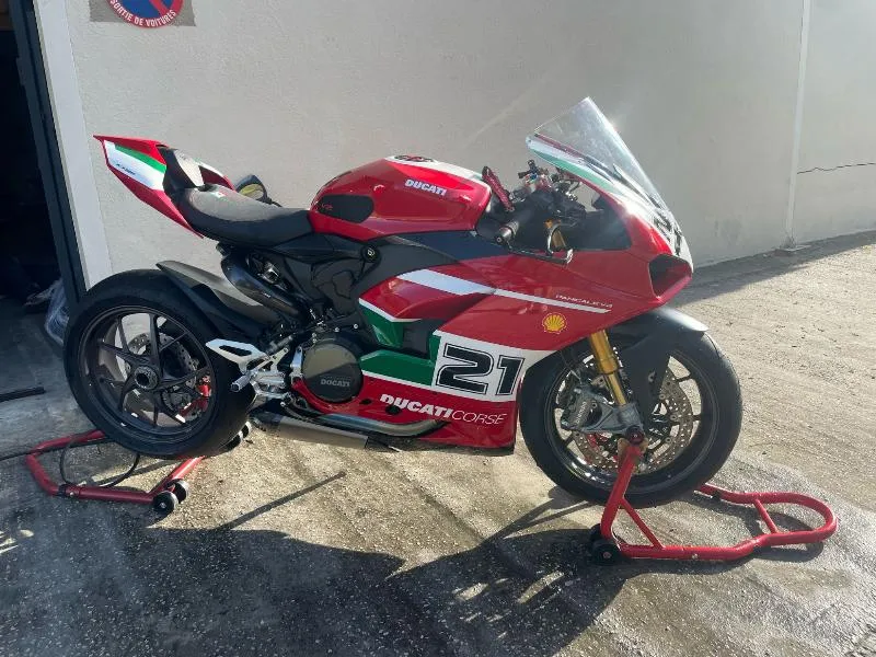 PANIGALE V2 BAYLISS