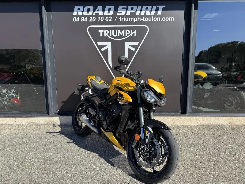 STREET TRIPLE 765 RS