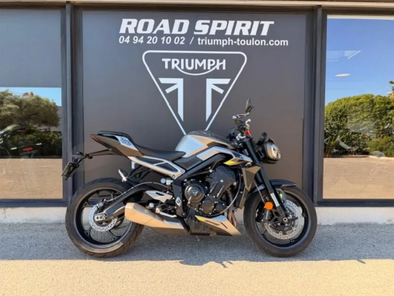 STREET TRIPLE 765 R 2023