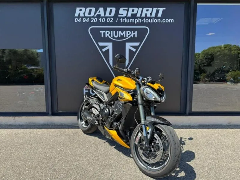 STREET TRIPLE 765 RS