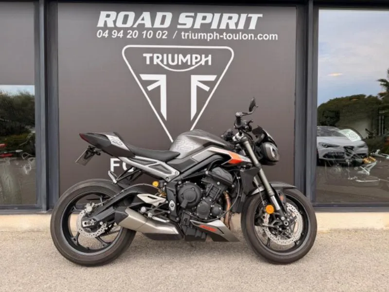 STREET TRIPLE 765 RS