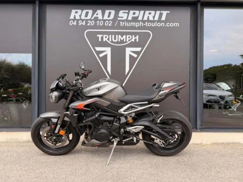 STREET TRIPLE 765 RS