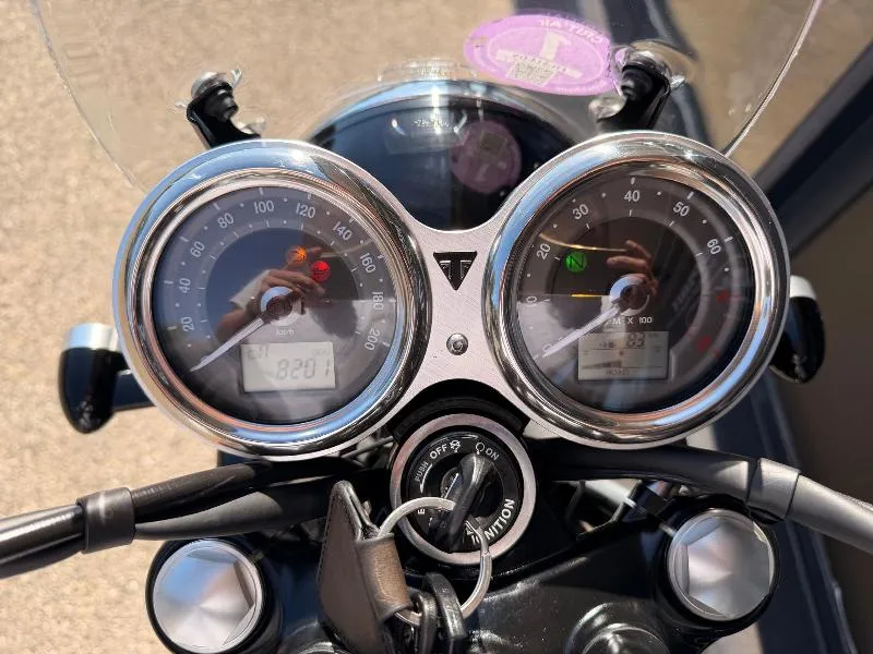 BONNEVILLE T120 DIAMOND