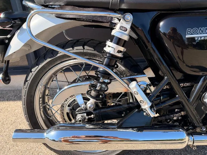 BONNEVILLE T120 DIAMOND