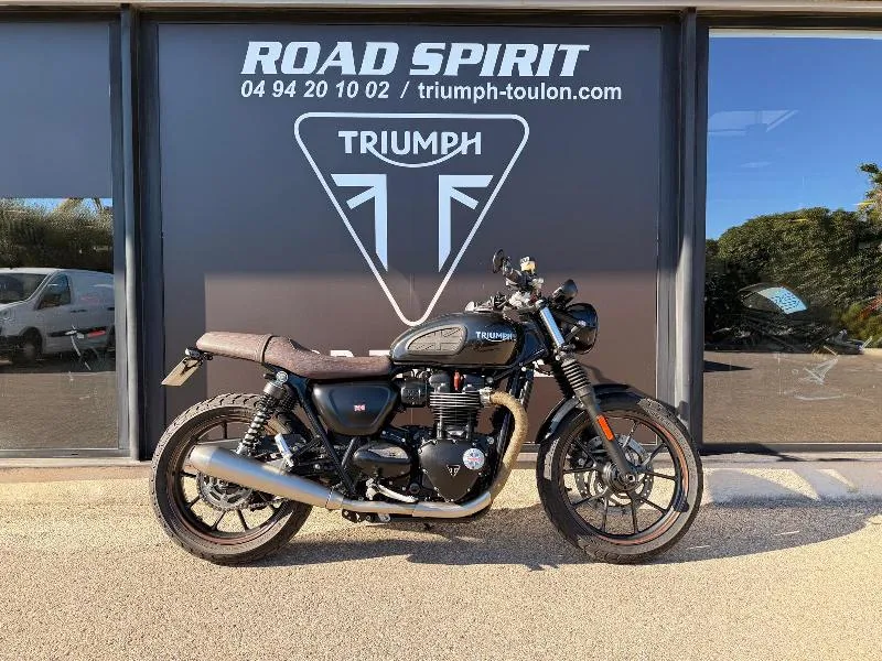 STREET TWIN  900